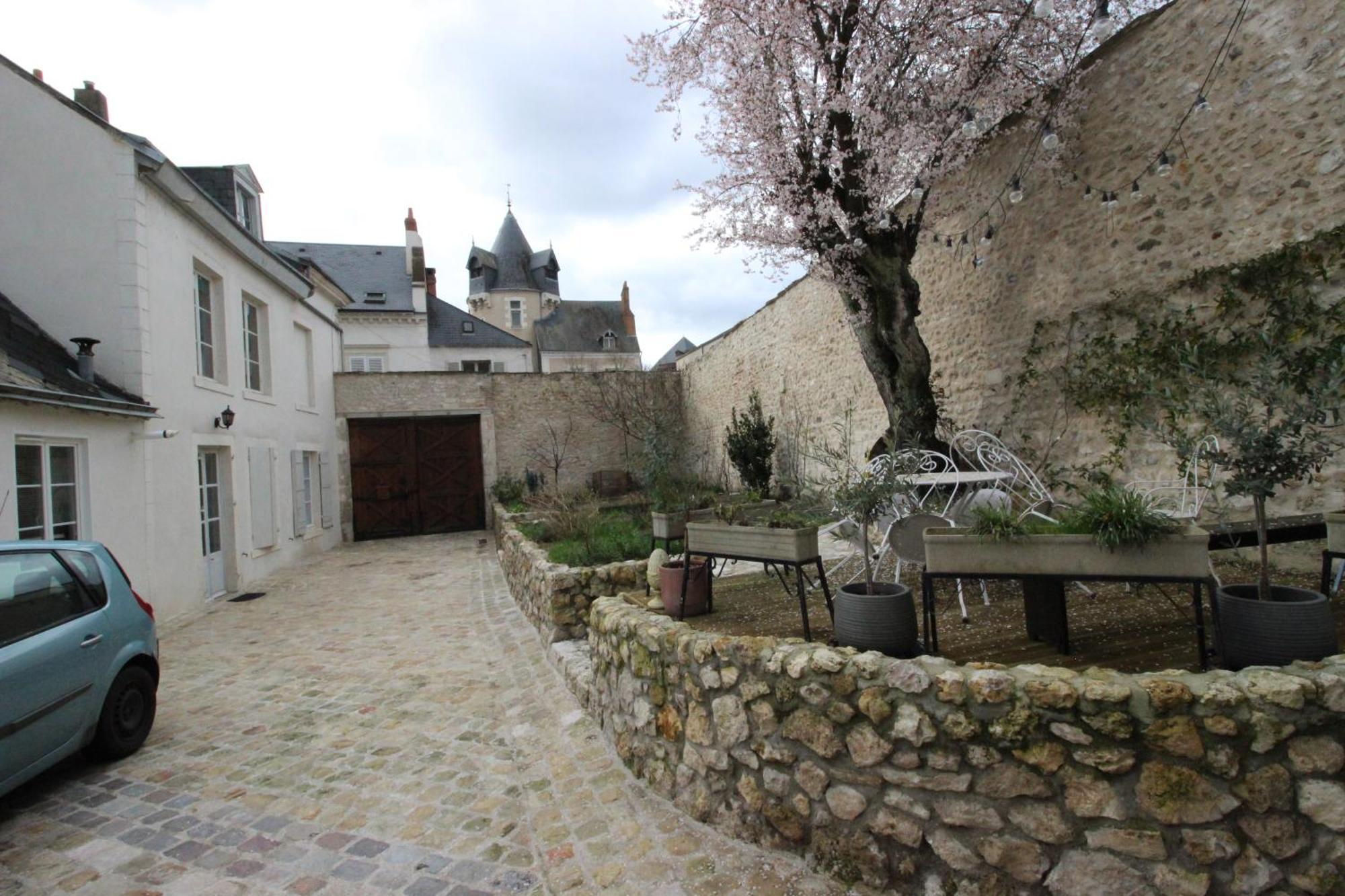 Domaine De Charme Au Coeur D'Orleans Classe 3 Etoiles - Bords De Loire - 21 Couchages Avec Parkings Prives Экстерьер фото